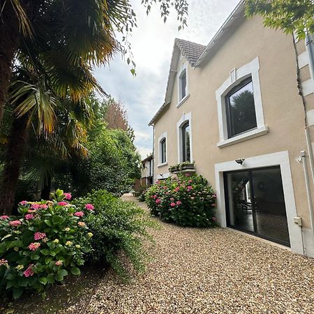 Demeure De Charme Vue Riviere Perigueux Piscine Parking住宿加早餐旅馆 外观 照片